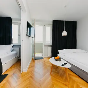 Shortstaypoland Mokotowska Апартаменты